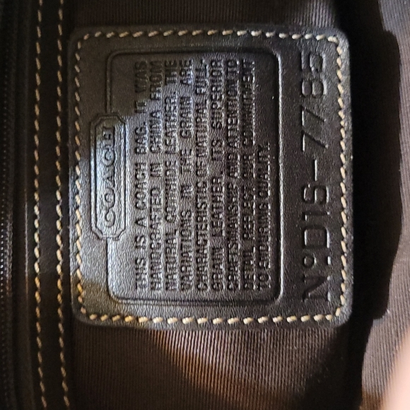 Coach - Picture 4 of 5